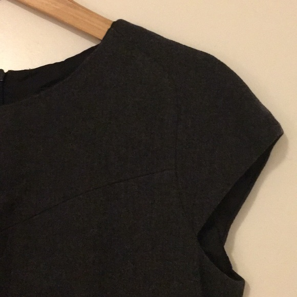 Zara gray stretch pencil work dress - Picture 4 of 7